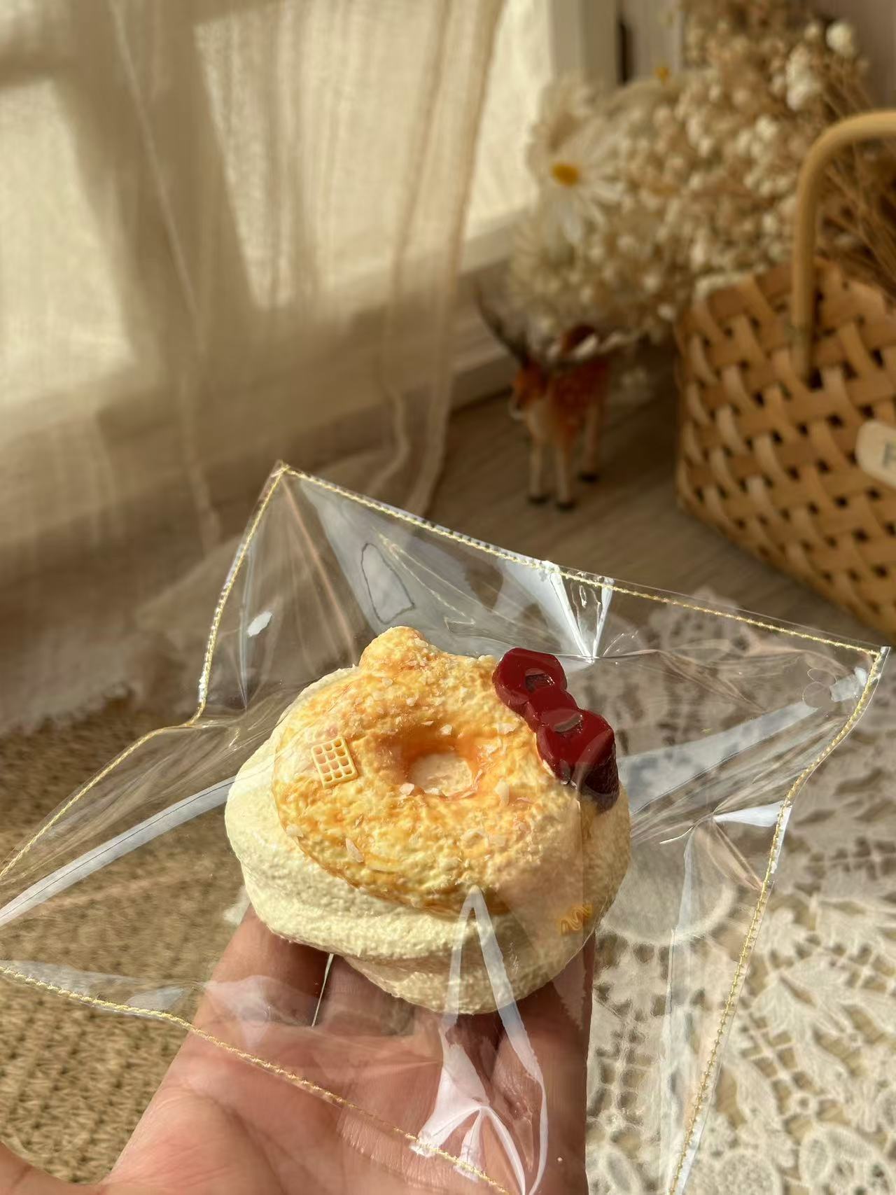 lulu鹿　キティドーナツ　ねっとり泥感