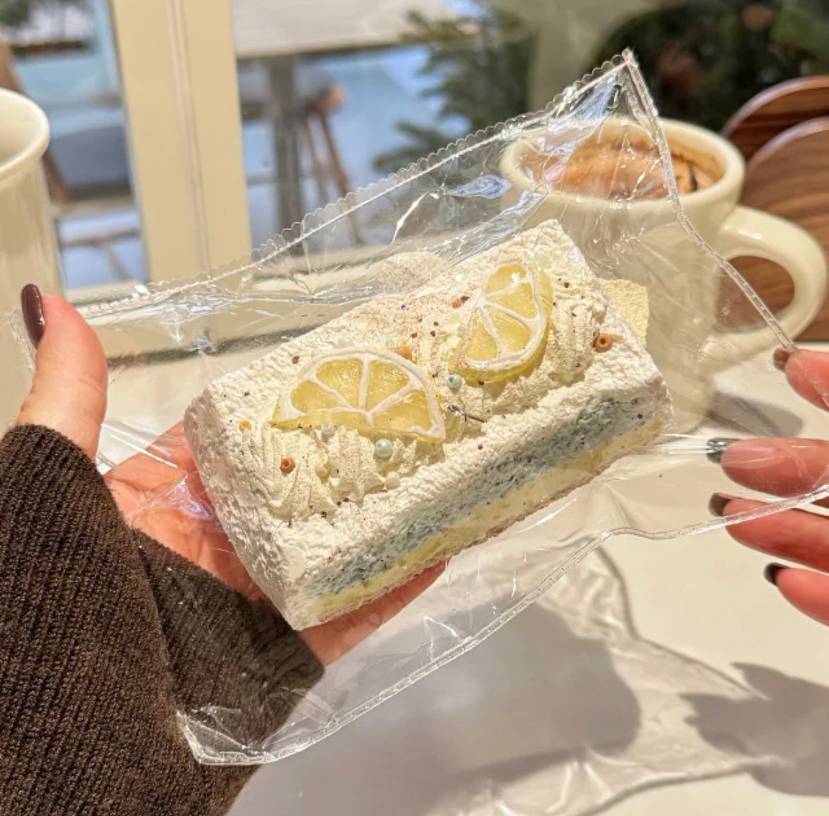 mokk レモンクリームロングトースト　クリーム泥